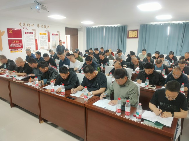 f41348abd7acd50630d0851aefe4630d.jpg